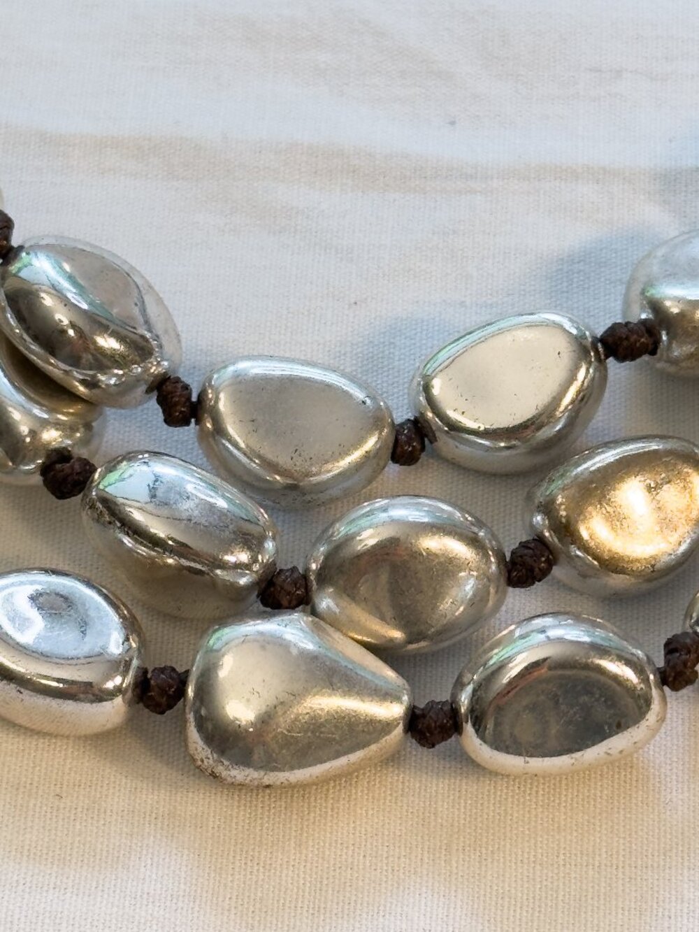 Designer Robert Lee Morris RLM Soho Silver Tone 3 Strand Beaded Necklace - Picture 7 of 14